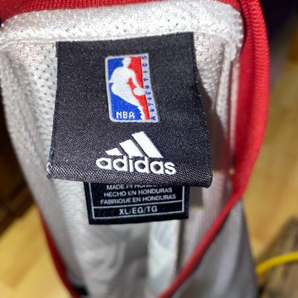 Retro Richard Jefferson Bucks Jersey. - Picture 3 of 4